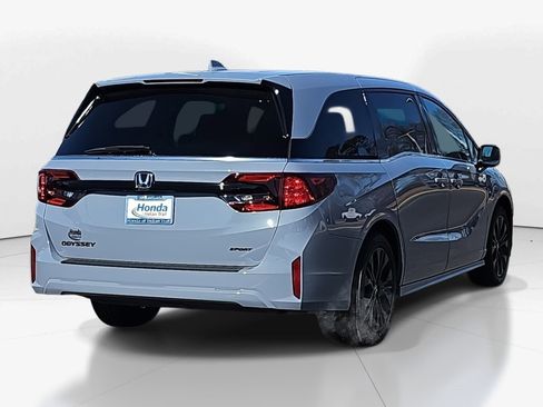 Used 2026 Honda Odyssey Sport-L image 7