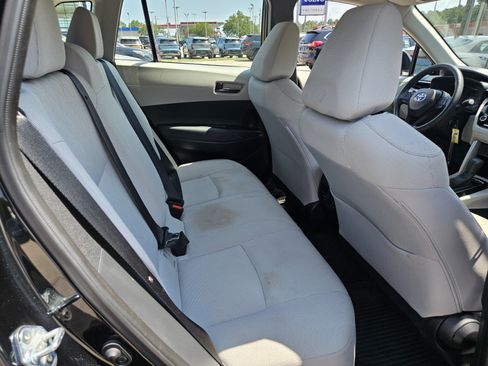 Used 2025 Toyota Corolla Cross L AWD/4WD image 19