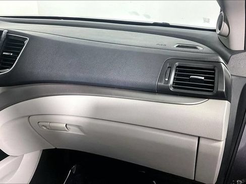 Used 2019 Honda Pilot EX-L image 16