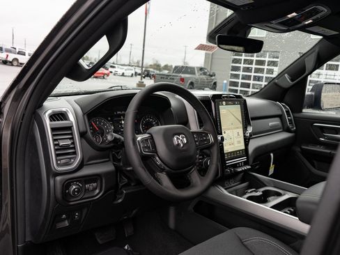 New 2026 RAM 1500 Big Horn AWD/4WD image 13