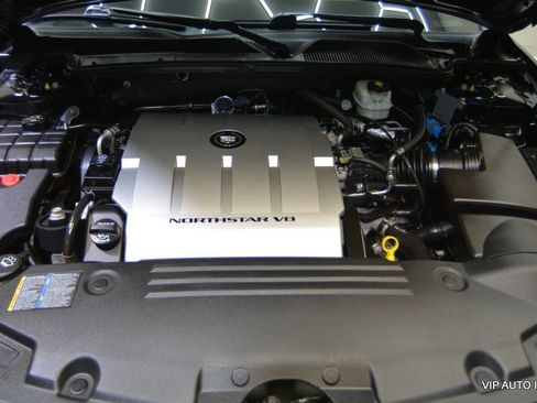 Used 2008 Cadillac DTS image 33