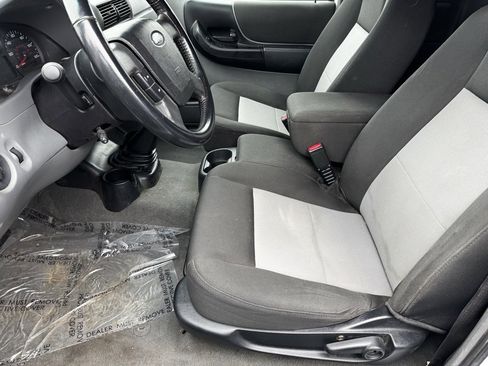 Used 2011 Ford Ranger XLT image 5