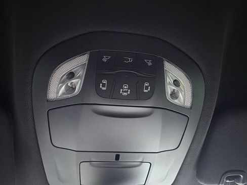 New 2026 Chrysler Pacifica Select image 26