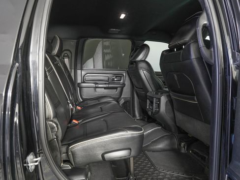 Used 2022 RAM 2500 Limited image 11