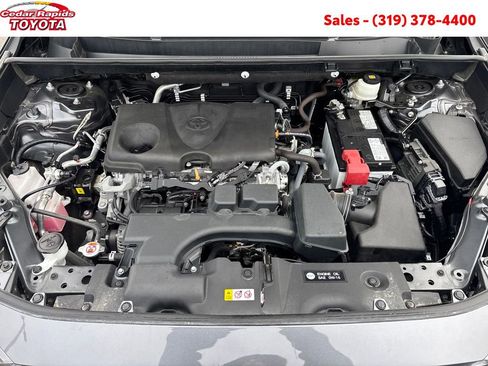 Certified 2022 Toyota RAV4 LE image 25