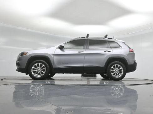 Used 2019 Jeep Cherokee Latitude w/ Popular Appearance Group AWD/4WD image 8