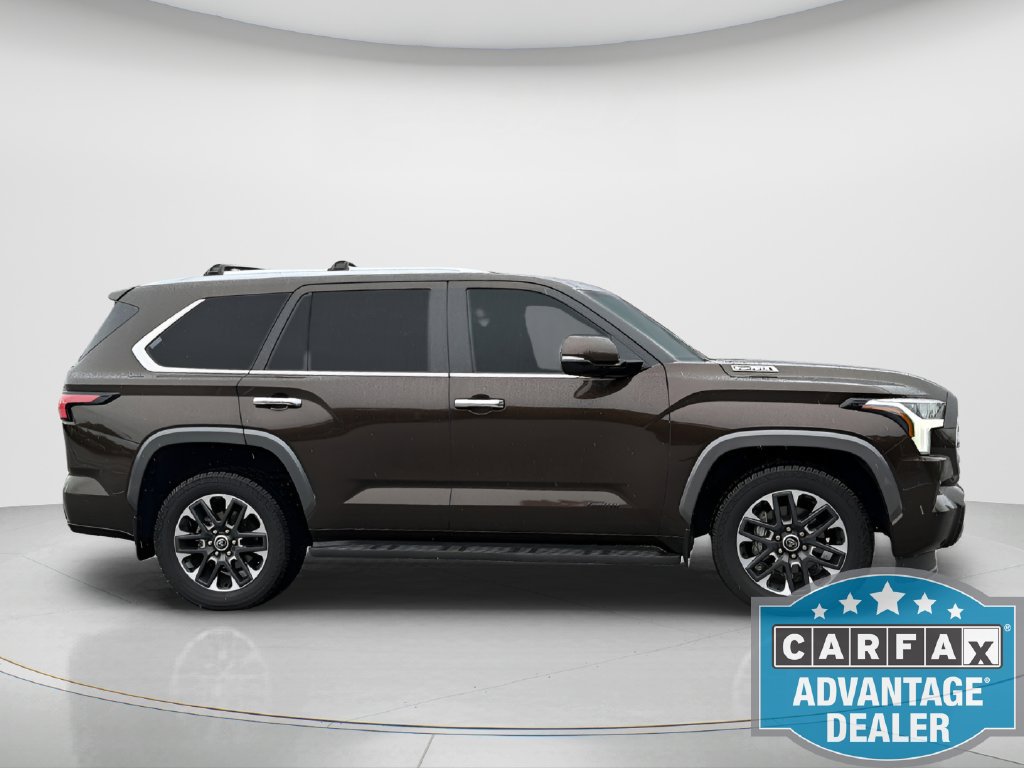 Used 2024 Toyota Sequoia Limited w/ Tow Technology Package AWD/4WD image 4