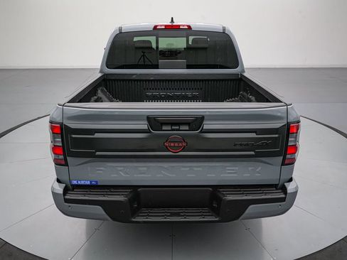 Used 2025 Nissan Frontier PRO-4X AWD/4WD image 6