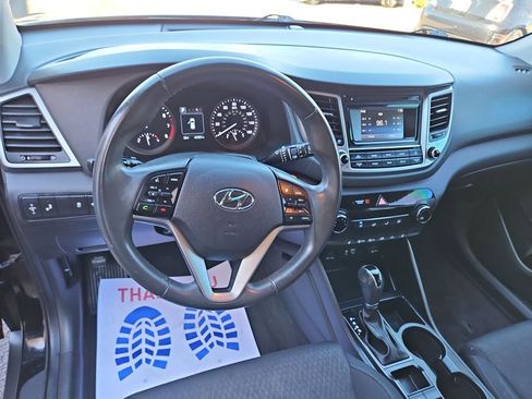 Used 2017 Hyundai Tucson Sport image 12