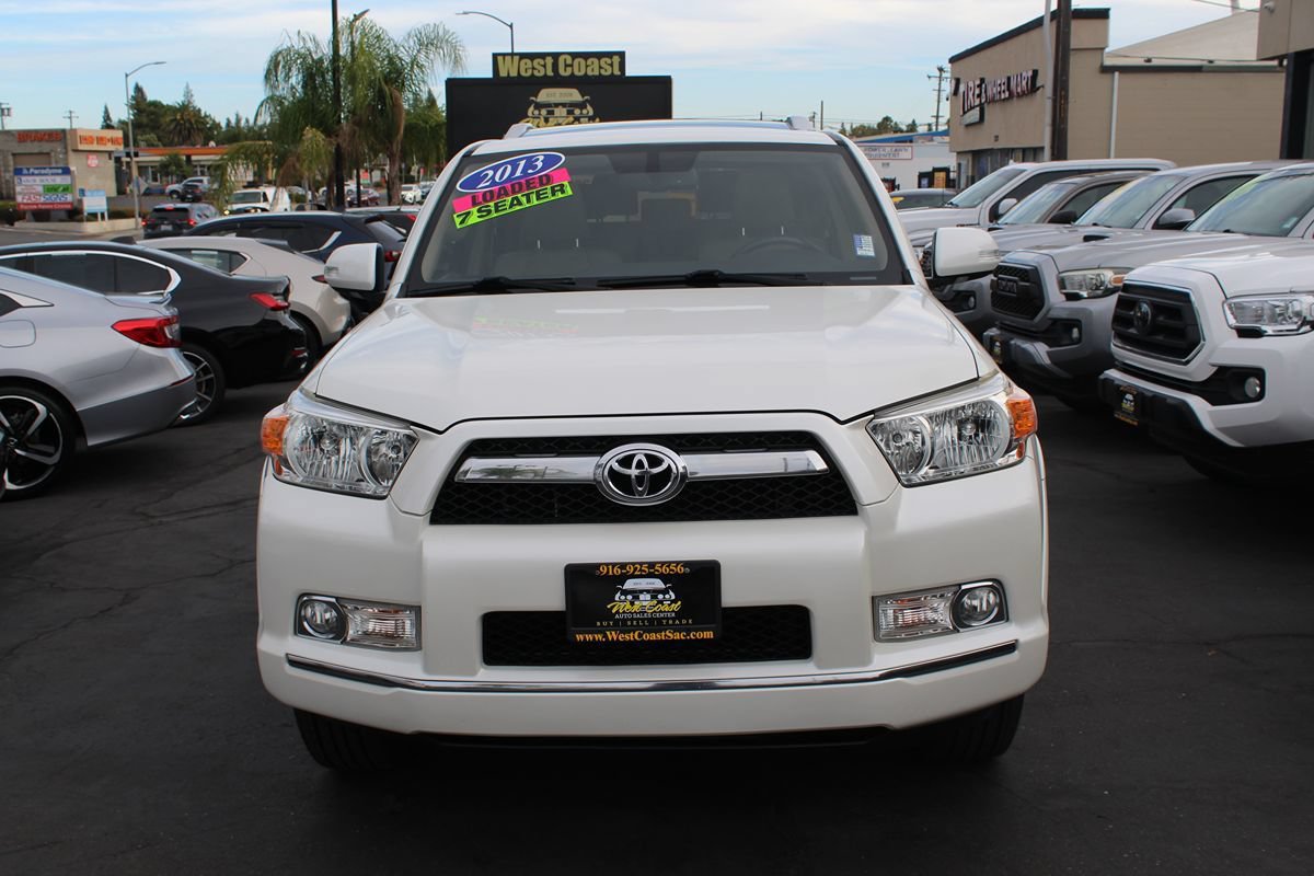 Used 2013 Toyota 4Runner Limited RWD image 3