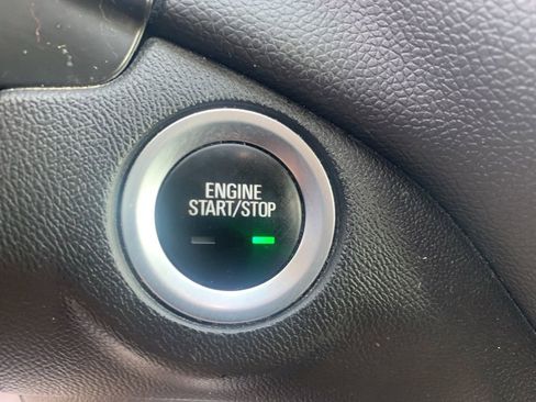 Used 2019 Chevrolet Equinox LT AWD/4WD image 15
