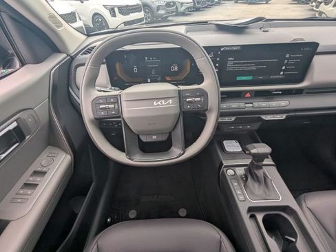 New 2027 Kia Seltos EX FWD image 16