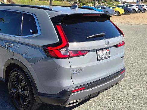 Used 2024 Honda CR-V Sport Touring image 8