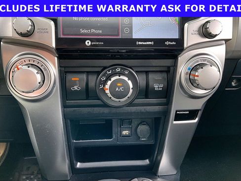 Used 2022 Toyota 4Runner SR5 Premium AWD/4WD image 27
