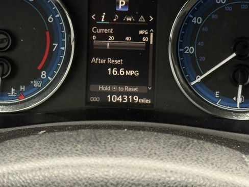 Used 2017 Toyota Corolla SE 50th Anniversary FWD image 22