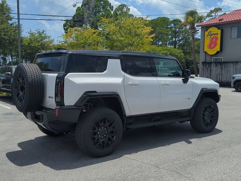 New 2026 GMC Hummer EV SUV AWD/4WD image 6