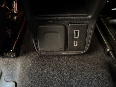 Used 2023 Chevrolet TrailBlazer LT w/ LPO, Blackout Package AWD/4WD image 12