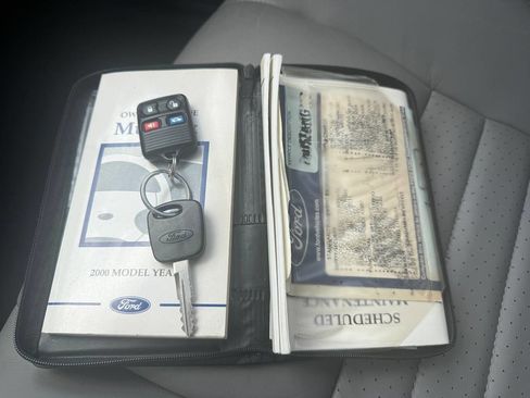 Used 2000 Ford Mustang GT RWD image 40
