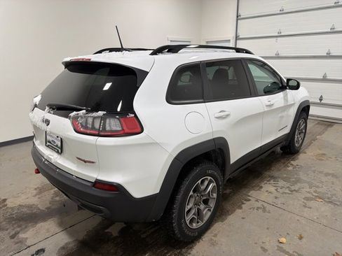 Used 2022 Jeep Cherokee Trailhawk w/ Premium Leather Package image 4