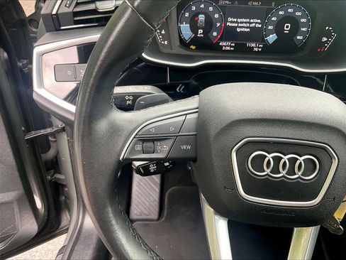 Used 2025 Audi Q3 2.0T Premium AWD/4WD image 23