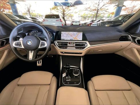 Used 2023 BMW 430i Convertible w/ M Sport Package image 14