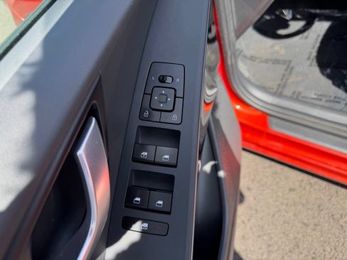 Used 2023 Kia Niro Wind w/ Wind Preserve Package FWD image 12