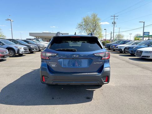 Used 2021 Subaru Outback Premium AWD/4WD image 12