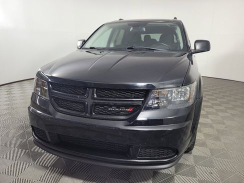 Used 2020 Dodge Journey SE w/ SE Popular Equipment Group FWD image 15