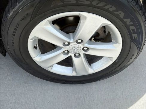 Used 2014 Toyota RAV4 XLE FWD image 8