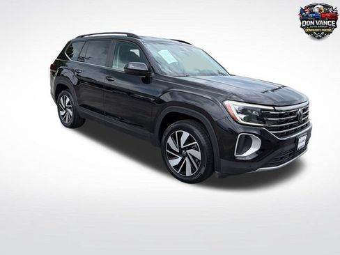 Used 2025 Volkswagen Atlas SE AWD/4WD image 7