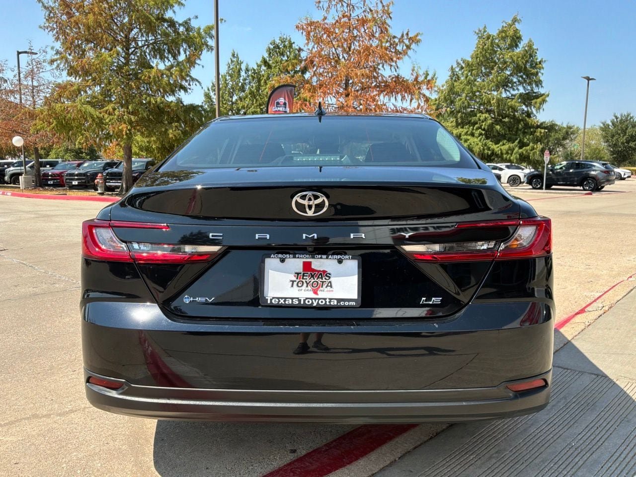 Used 2026 Toyota Camry LE FWD image 7