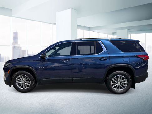 Used 2023 Chevrolet Traverse LT AWD/4WD image 2