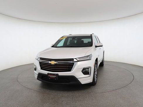 Used 2024 Chevrolet Traverse High Country image 32