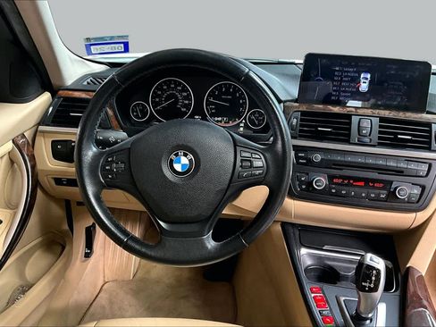Used 2013 BMW 328i Sedan RWD image 5