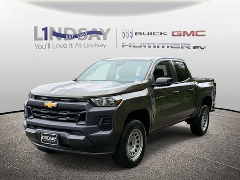 Certified 2024 Chevrolet Colorado W/T RWD image 6