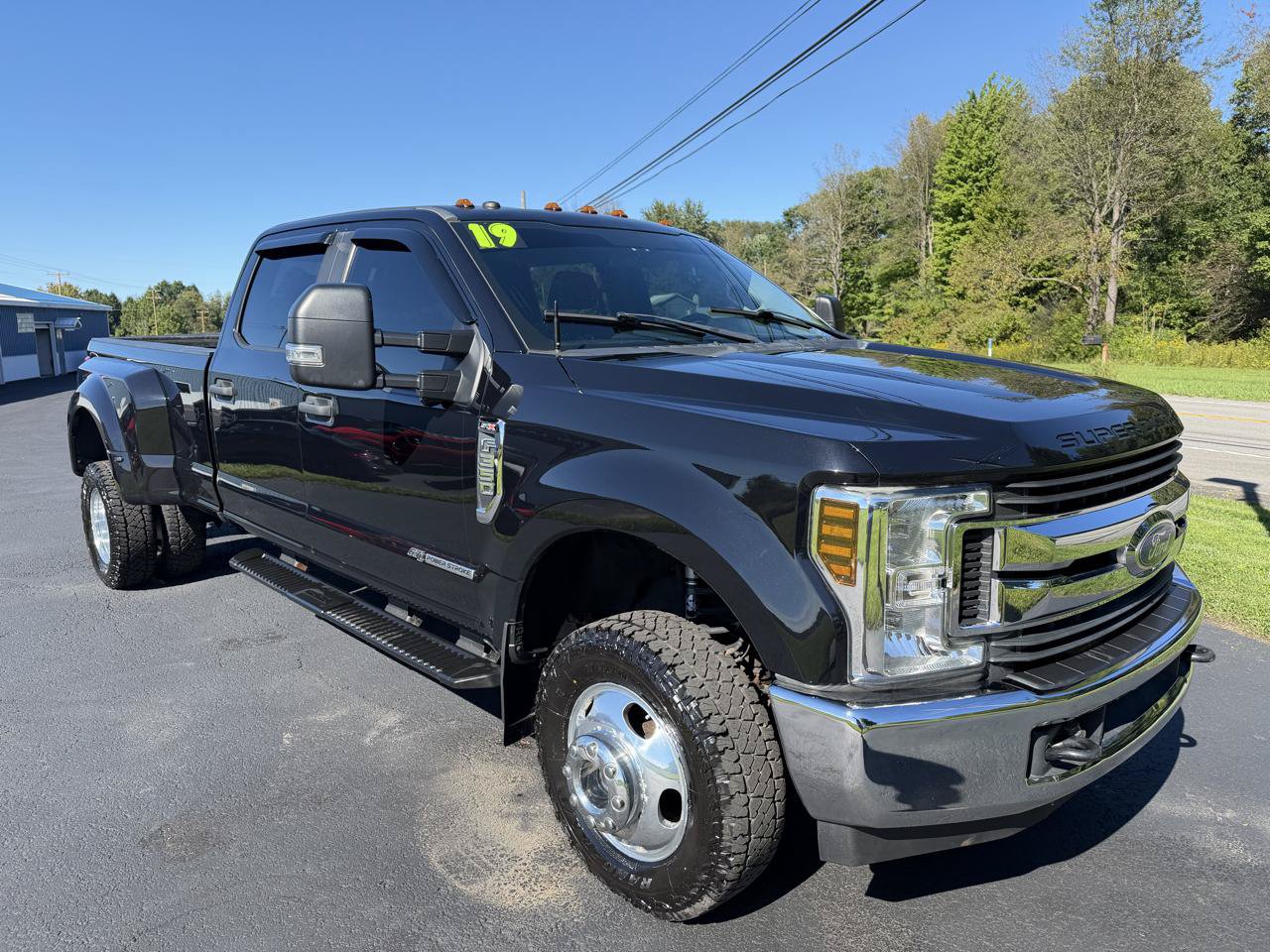 Used 2019 Ford F350 XL w/ STX Appearance Package AWD/4WD image 2