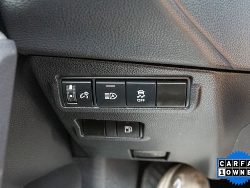 Used 2023 Toyota Corolla Cross AWD Hybrid image 24