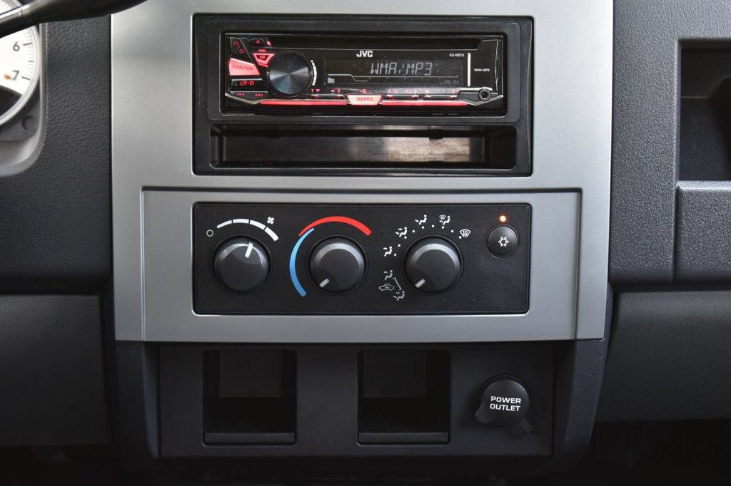 Used 2008 Dodge Dakota SLT RWD image 26