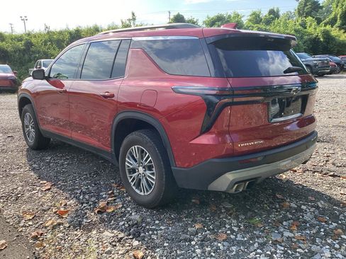 Used 2026 Chevrolet Traverse LT w/ Driver Confidence Package FWD image 3