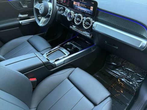 Used 2026 Mercedes-Benz GLB 250 image 20