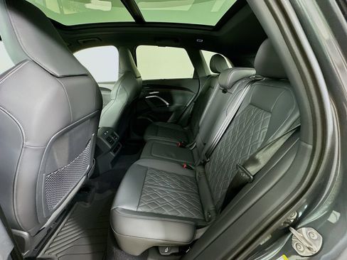 New 2026 Audi SQ5 Premium Plus AWD/4WD image 37