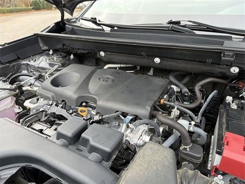 Used 2024 Toyota RAV4 LE image 28