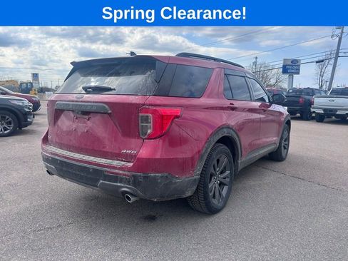 Used 2023 Ford Explorer XLT w/ Equipment Group 202A image 6