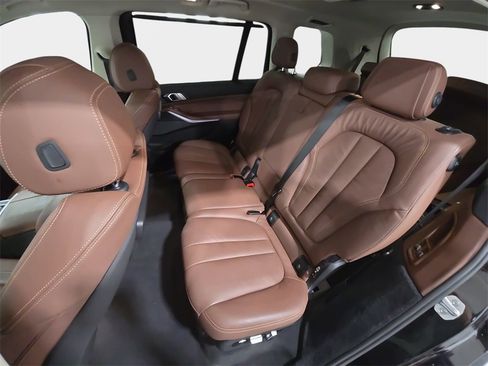 Used 2019 BMW X7 xDrive40i w/ Premium Package image 12