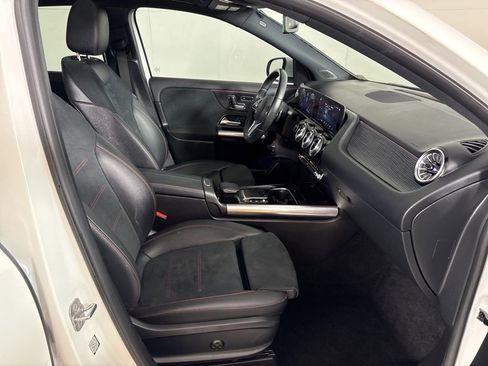 Used 2023 Mercedes-Benz GLA 250 4MATIC image 14