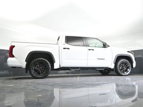 Used 2024 Toyota Tundra SR5 AWD/4WD image 33