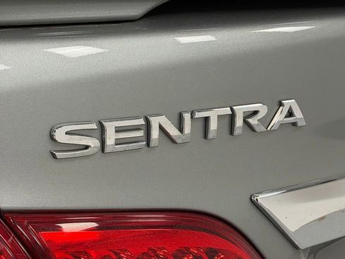 Used 2014 Nissan Sentra SR w/ SR Driver Package image 8