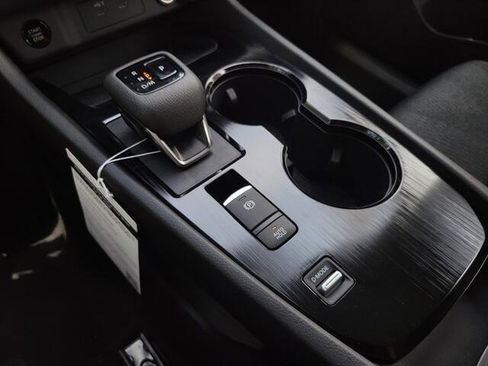 New 2025 Nissan Rogue SV image 15