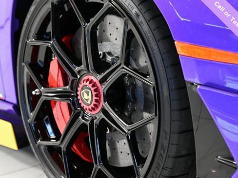Used 2021 Lamborghini Aventador SVJ image 46