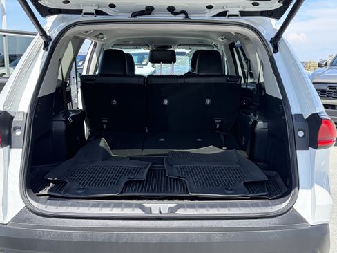 Certified 2026 Toyota Grand Highlander AWD Hybrid image 21